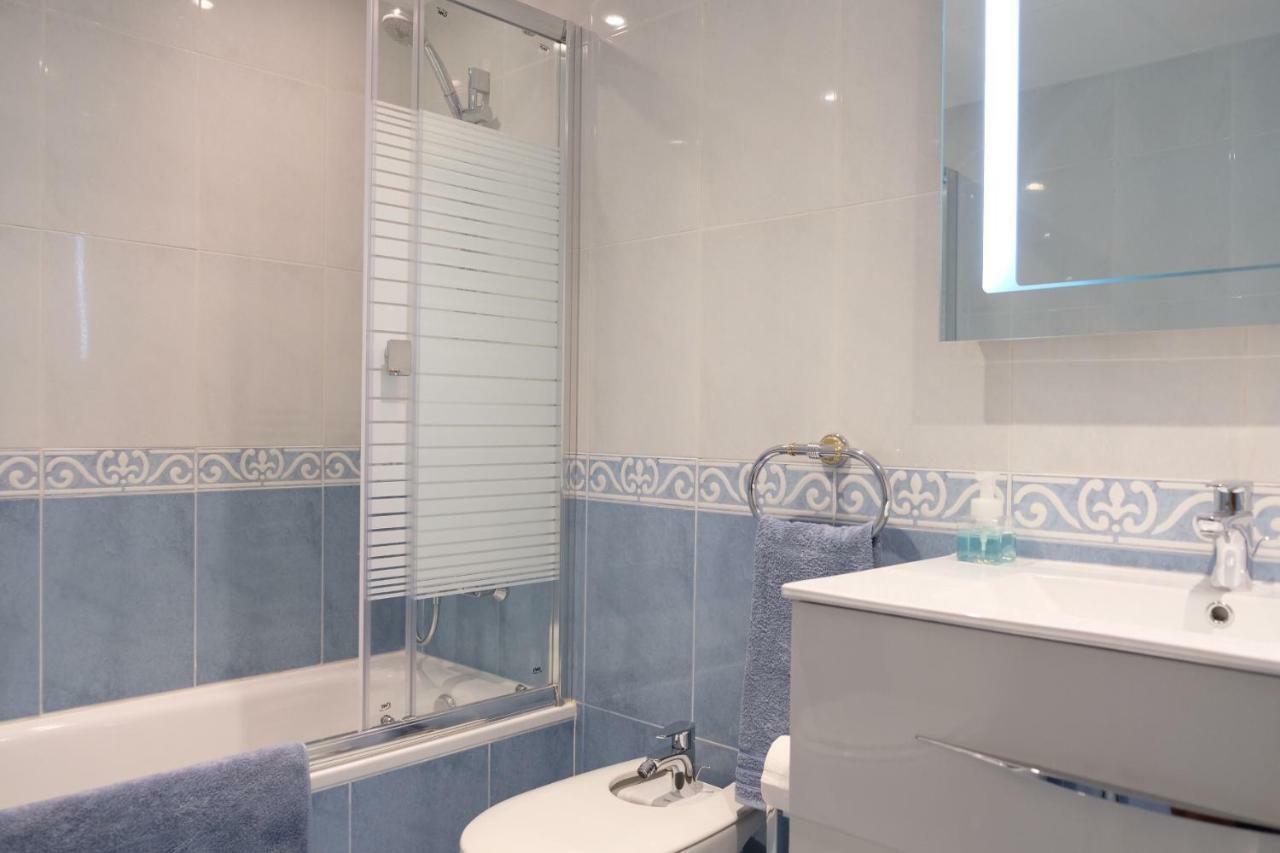 Luxury Modern Apartment With Terrace, Pool And Garage! Marbella Esterno foto